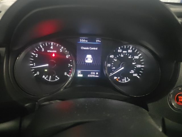 Used 2020 Gray Nissan SV image 2
