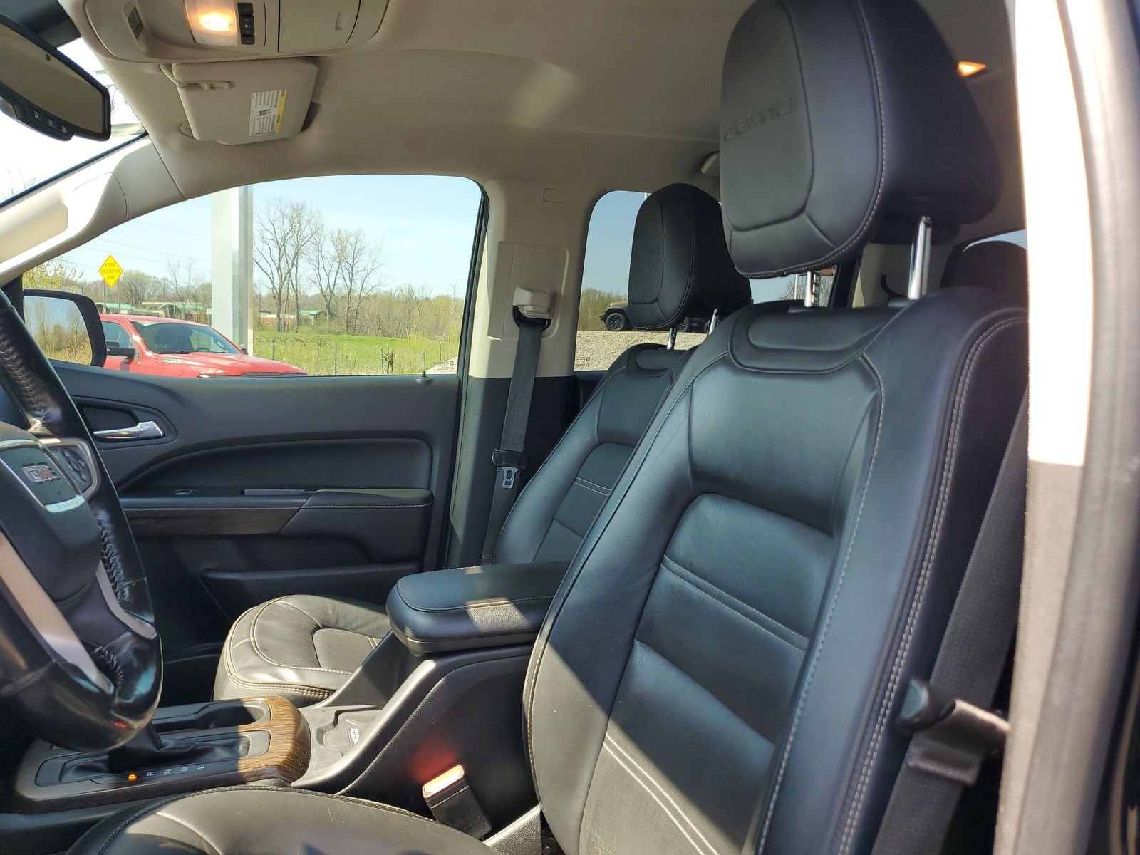 Used 2017 Black GMC Denali image 16