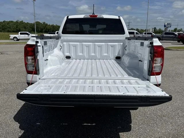 New 2026 Oxford White Ford XL image 18