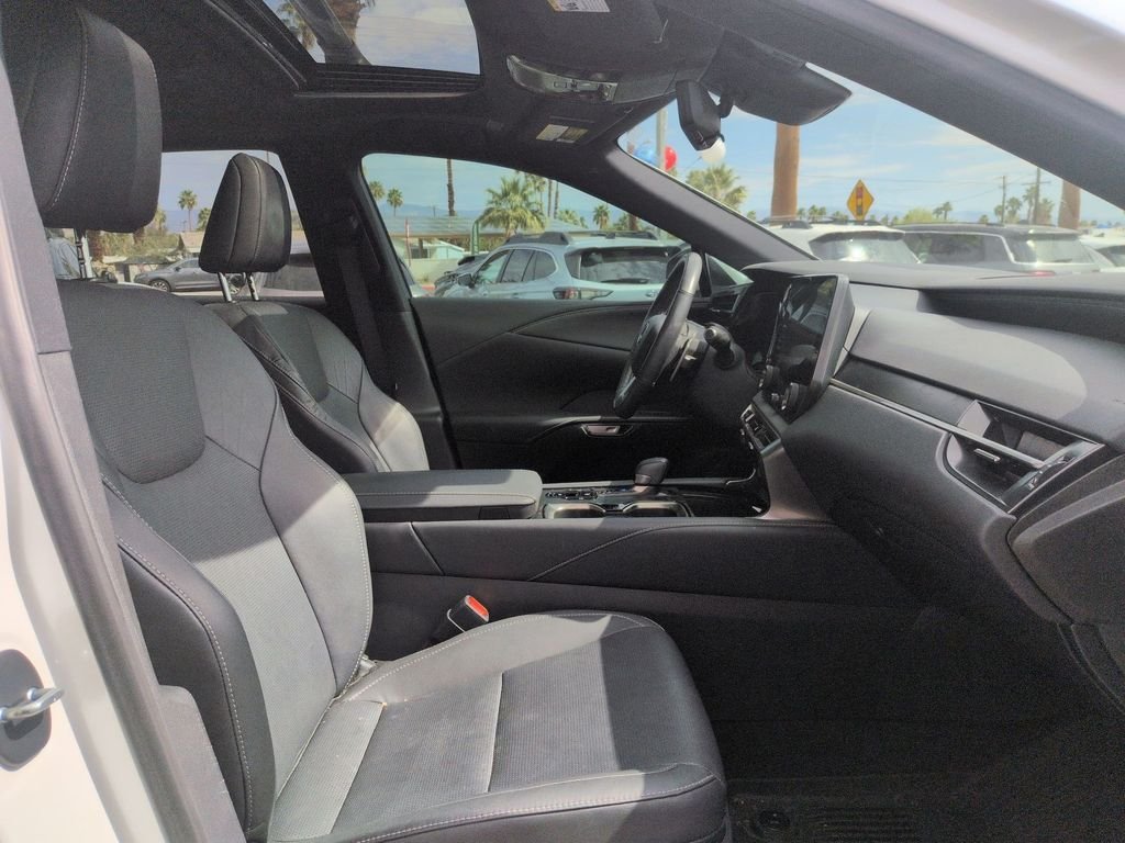 Used 2024 White Lexus 350 Premium Plus image 23