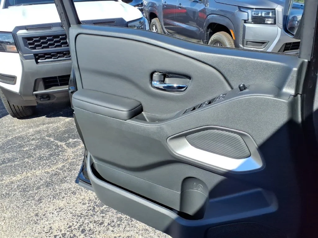 New 2027 Super Black Nissan Crew Cab SV image 25