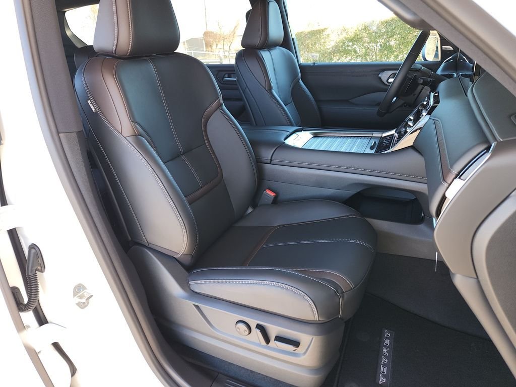 New 2026 Aspen White TriCoat Nissan SL image 17