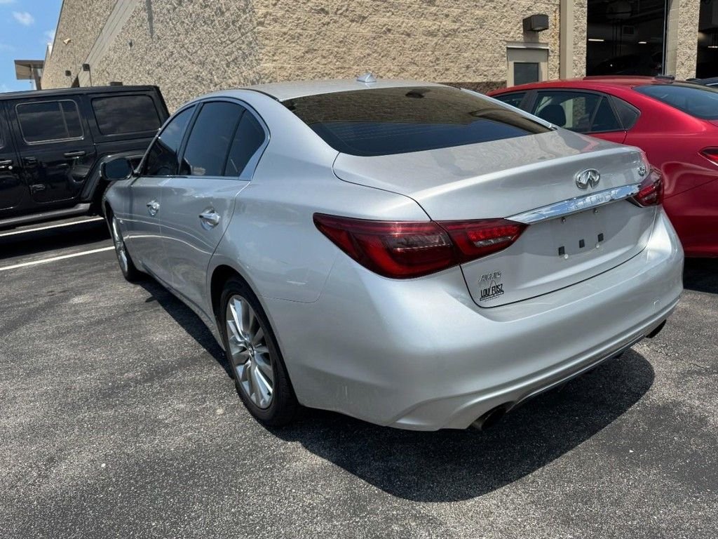 Used 2019 Silver INFINITI 3.0t LUXE image 4