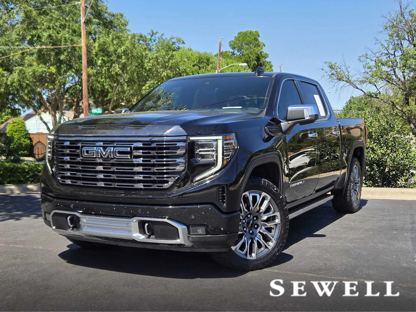 2024 GMC Sierra 4WD Crew Cab Short Box Denali Ultimate's photo