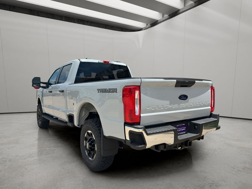 New 2026 Avalanche Ford F-250® XLT image 3