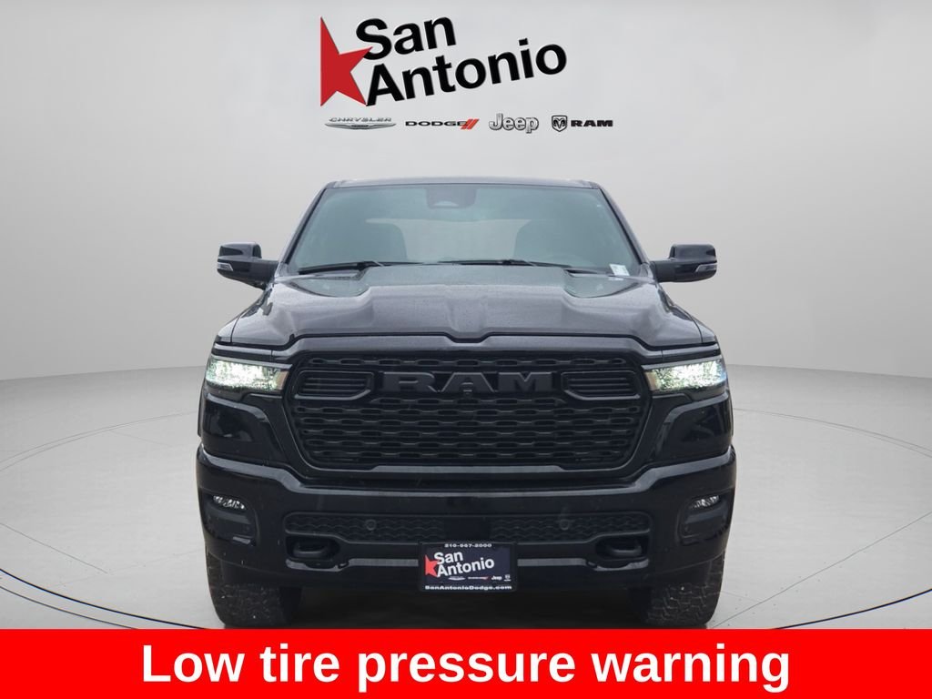 New 2026 Diamond Black Crystal Pearl-Coat Exterior Paint RAM Big Horn/Lone Star image 4