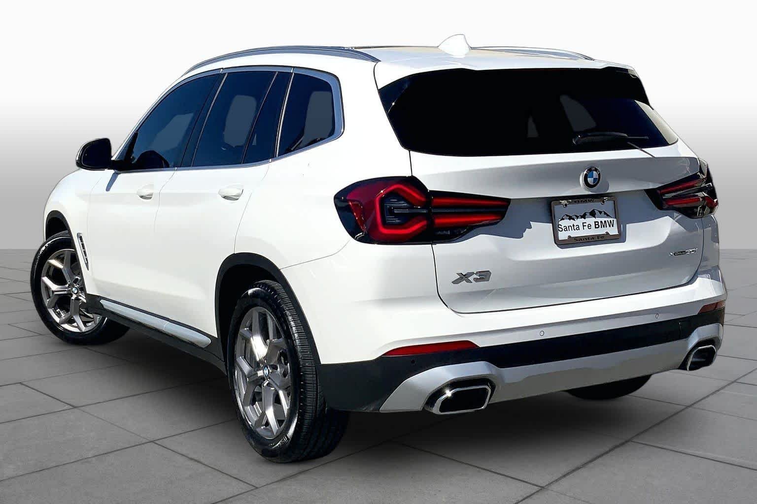 Used 2024 Alpine White BMW xDrive30i image 11