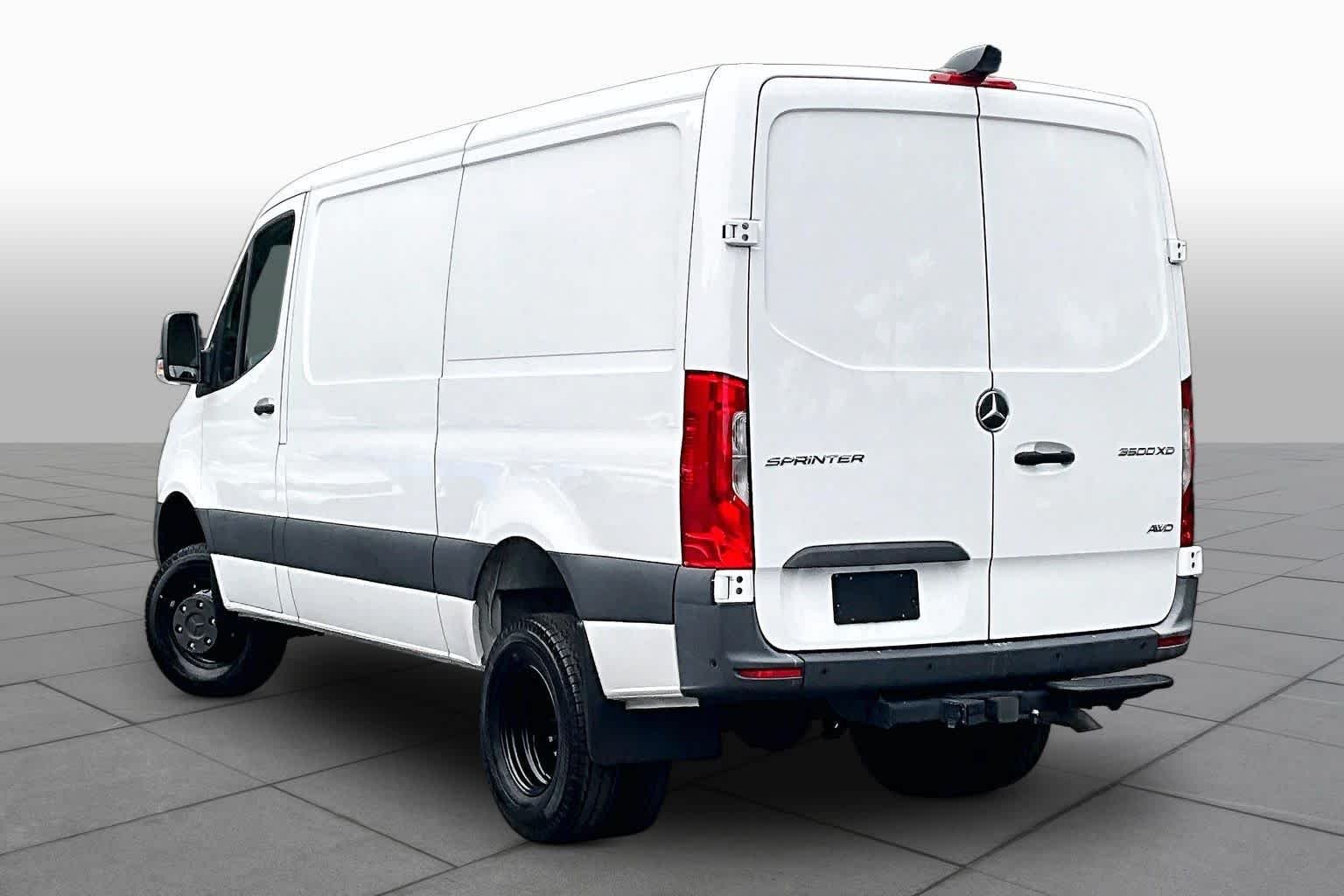 2024 Mercedes-Benz Sprinter Cargo Van Base - Photo 11