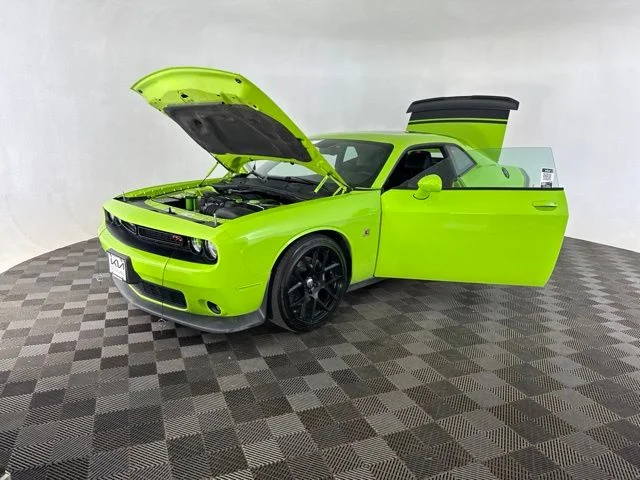 Used 2015 Beige Dodge R/T Scat Pack image 12