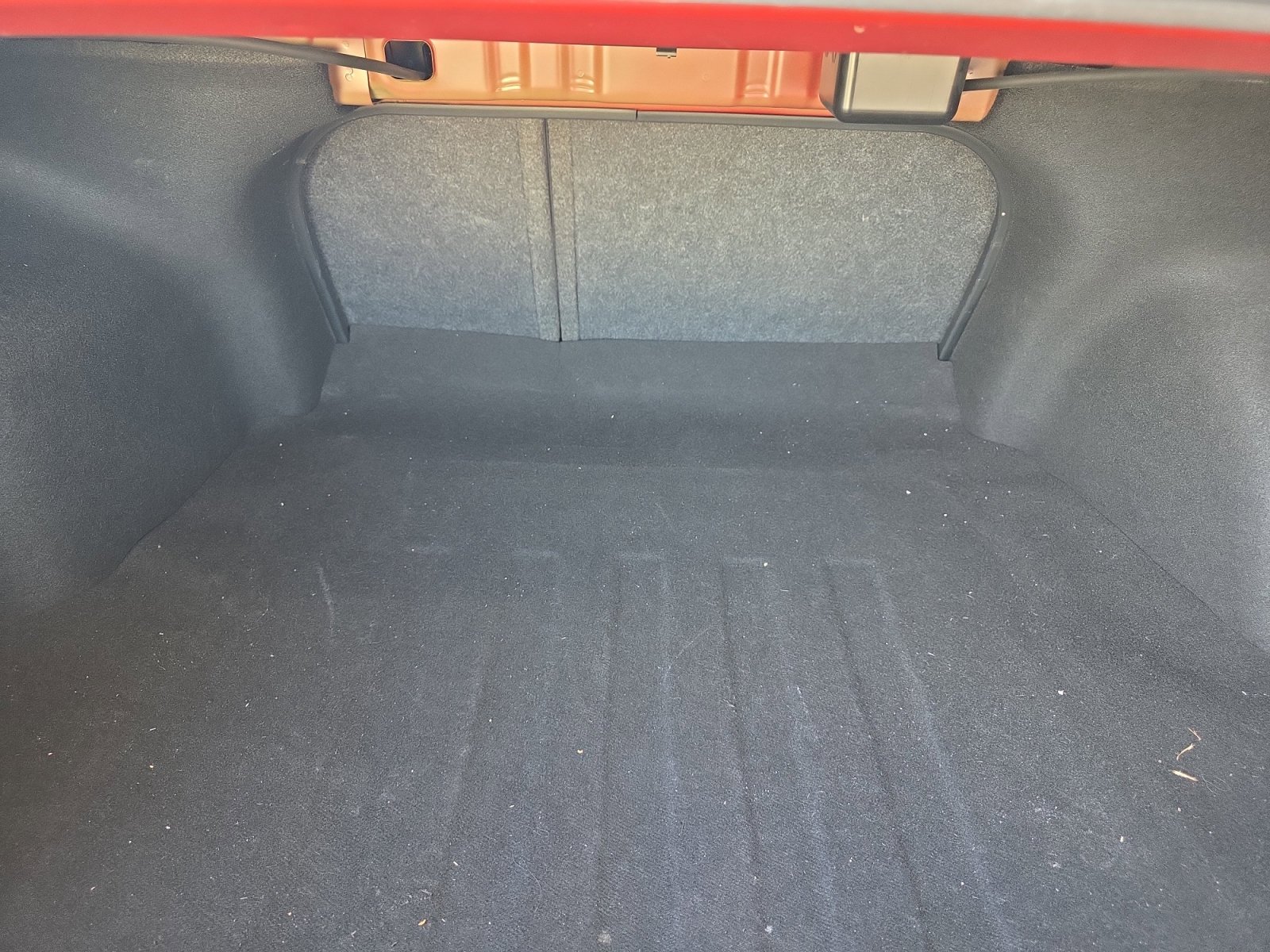 Used 2019 Passion Red Kia S image 10