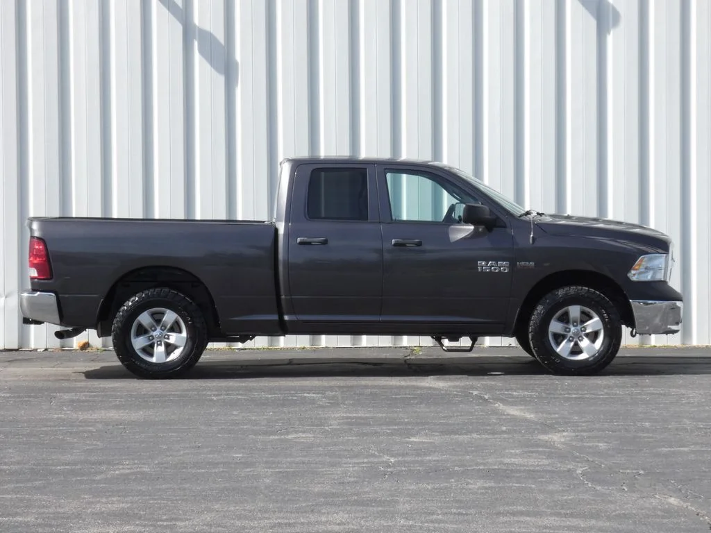 Used 2014 RAM Ram 1500 Pickup Tradesman with VIN 1C6RR7FT2ES433295 for sale in Kansas City