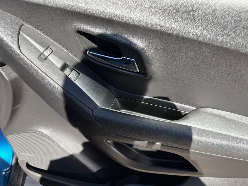 Used 2019 Blue Chevrolet LT image 15