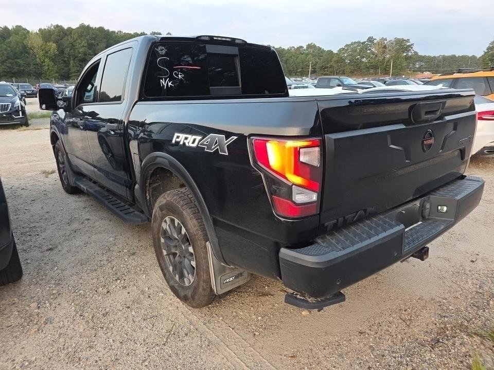 Used 2021 Super Black Nissan PRO-4X image 4