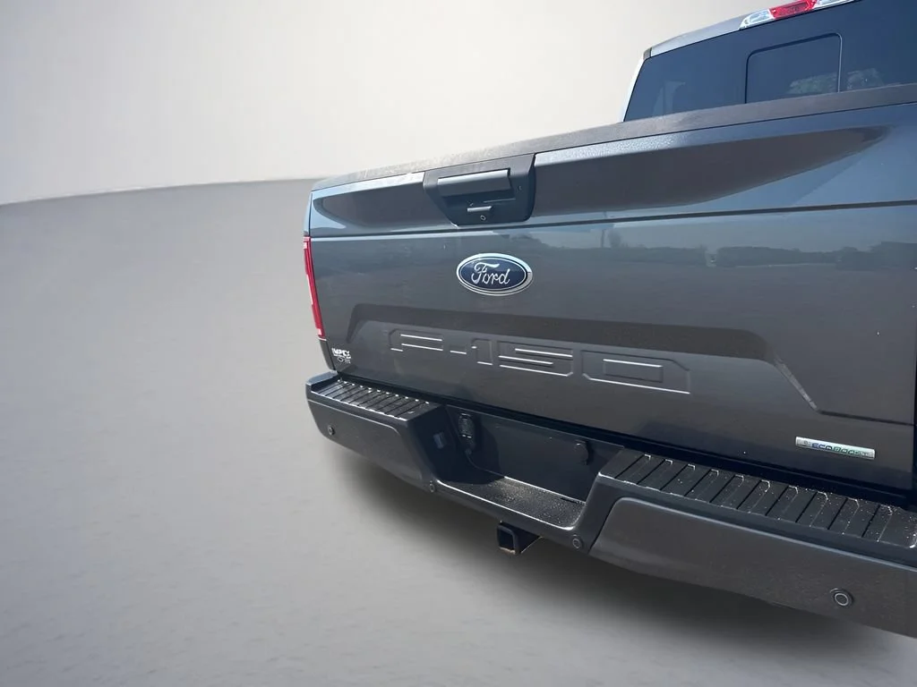 Used 2018 Gray Ford XL image 40