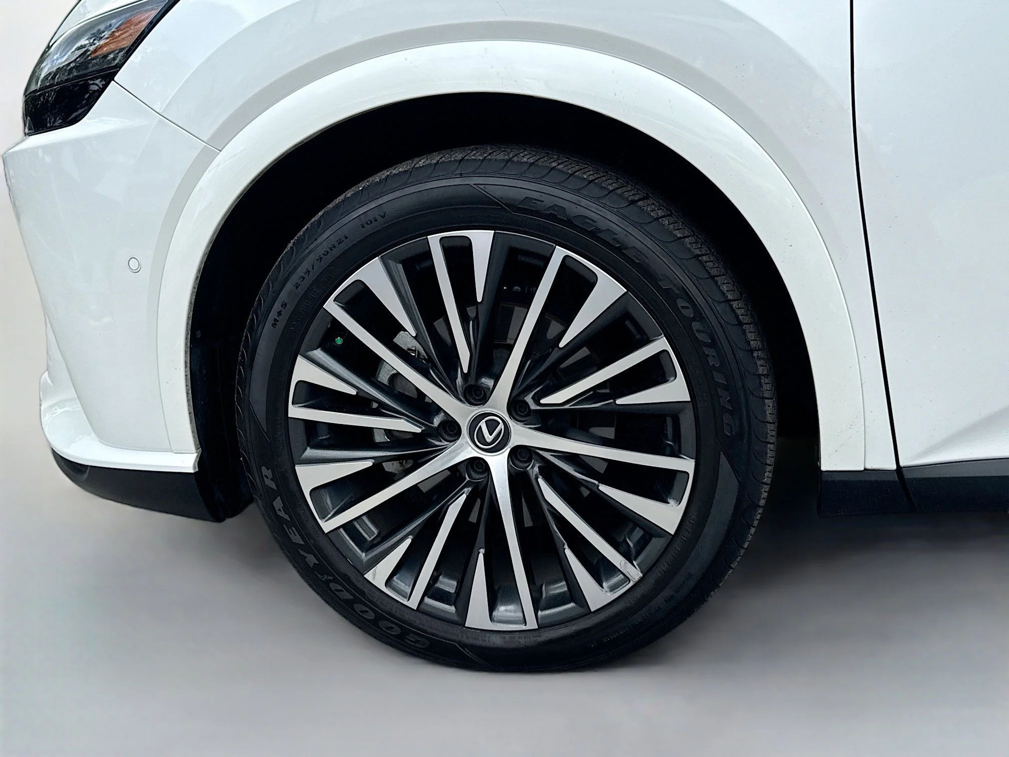 Used 2024 Eminent White Pearl Lexus RX 350 Premium Plus image 43