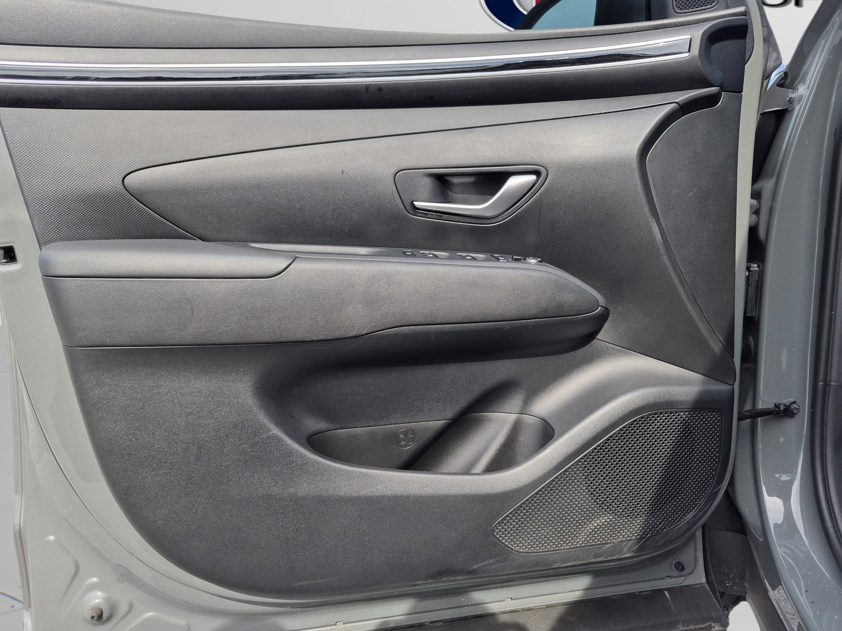 Used 2023 Hampton Gray Hyundai SEL image 10