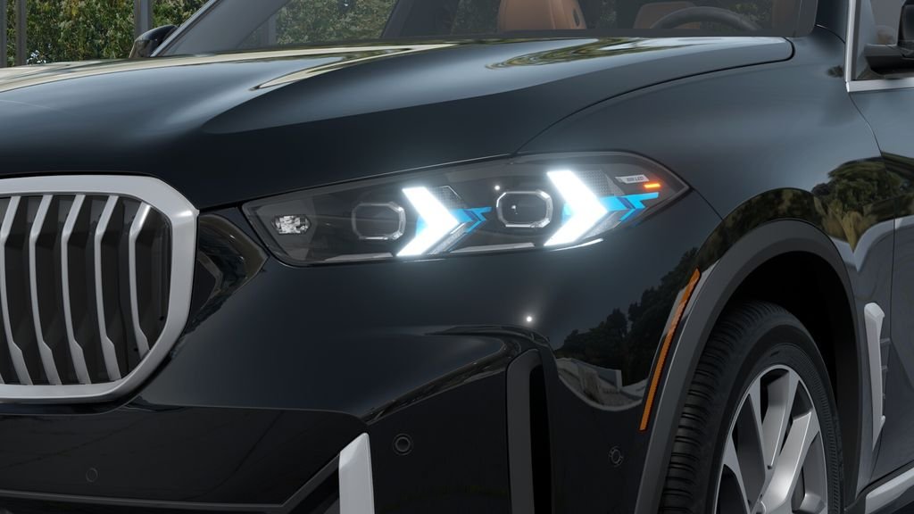 New 2026 Black Sapphire Metallic BMW xDrive40i image 29