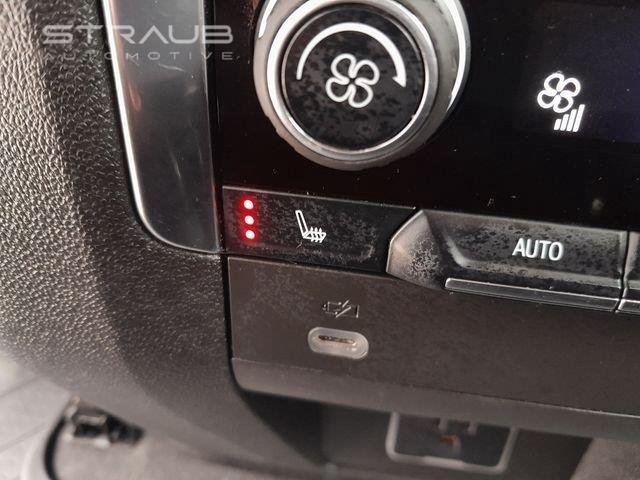 Used 2024 Black Chevrolet Z71 image 46