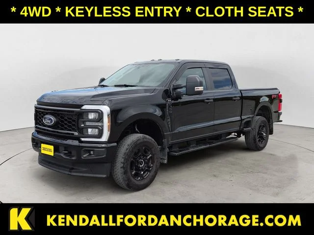 2025 Ford F-350 XL 4x4 Crew Cab 176 in SRW's photo