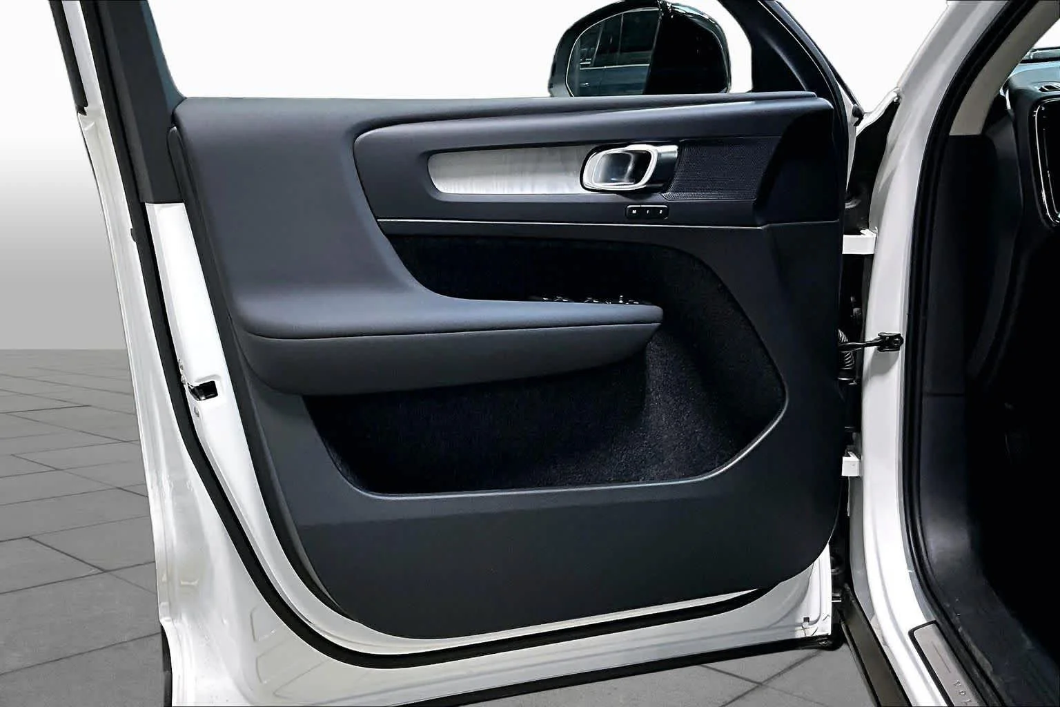 New 2026 WHITE Volvo Plus image 11