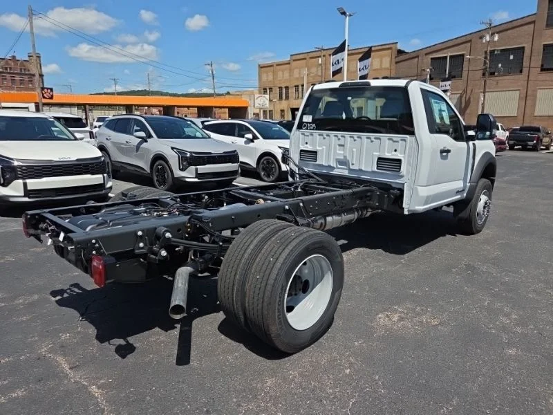 New 2026 Oxford White Ford F-600® XL image 7