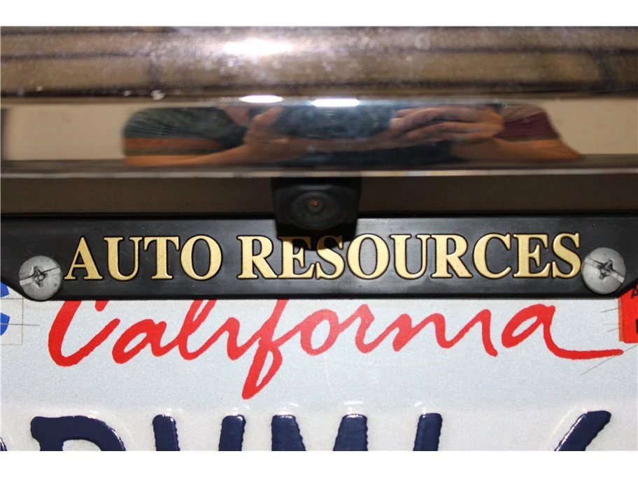 Used 2022 Summit White GMC SLE image 18