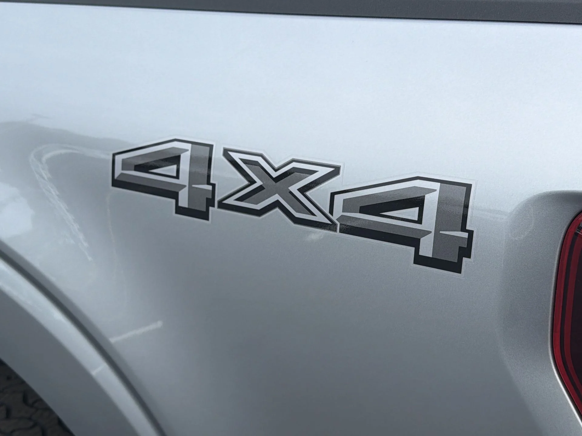 New 2026 Iconic Silver Metallic Ford Lariat® image 34