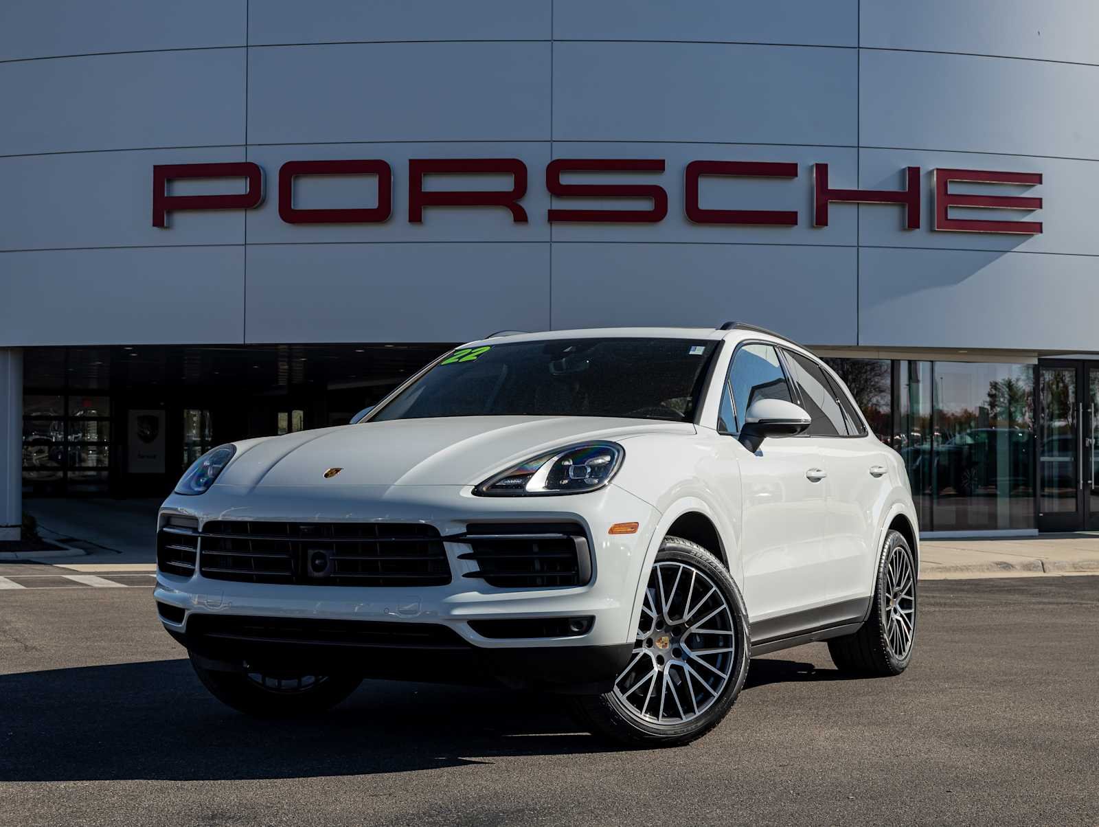 2022 Porsche Cayenne Base
