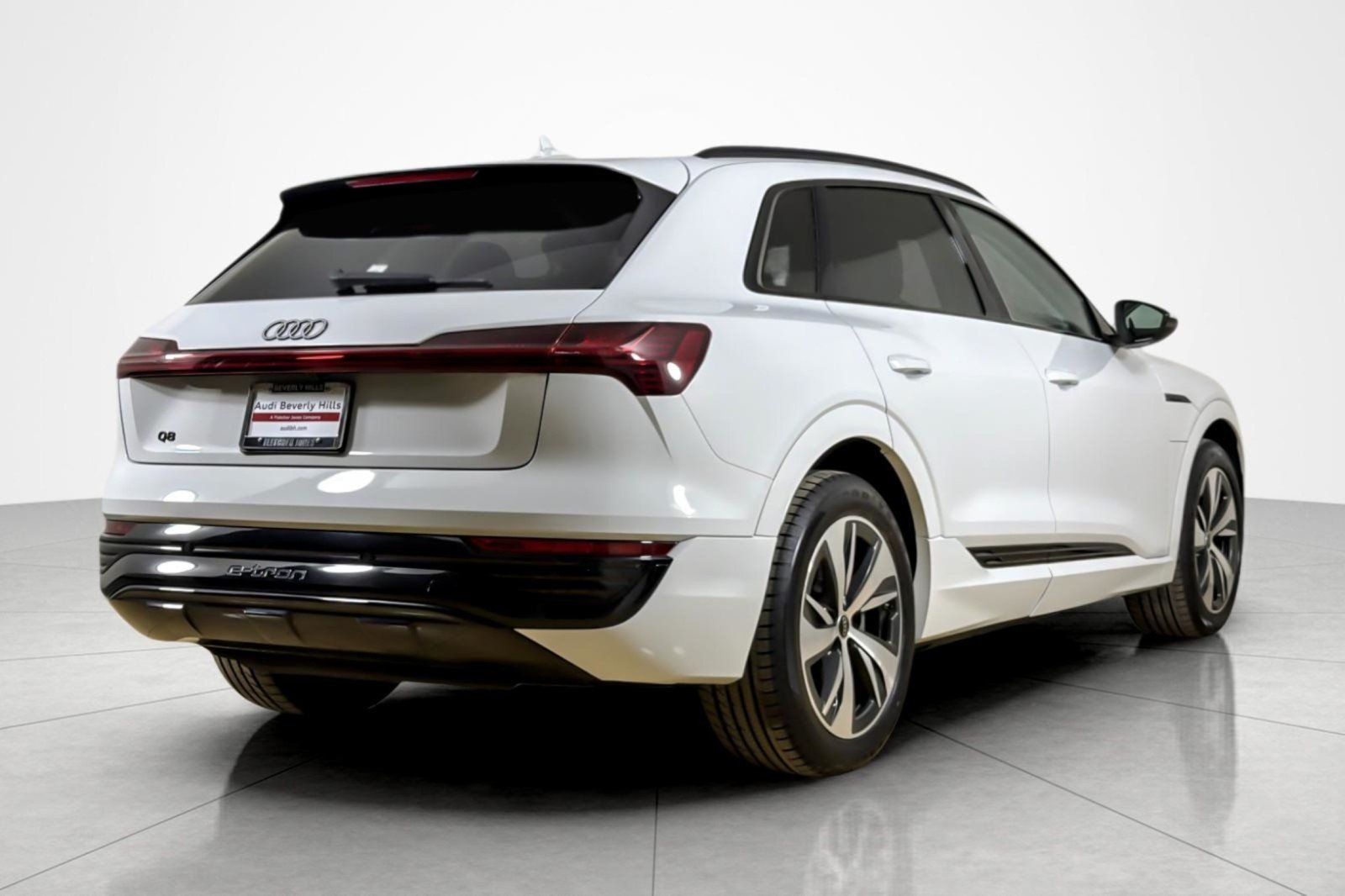 Used 2024 Glacier White Metallic Audi Premium quattro image 5