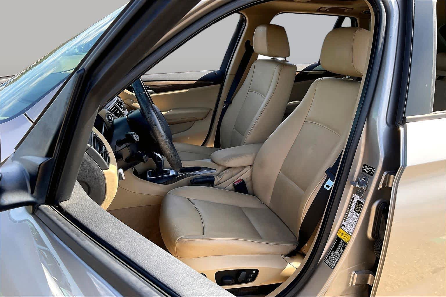 Used 2014 Sparkling Bronze Metallic BMW sDrive28i image 7