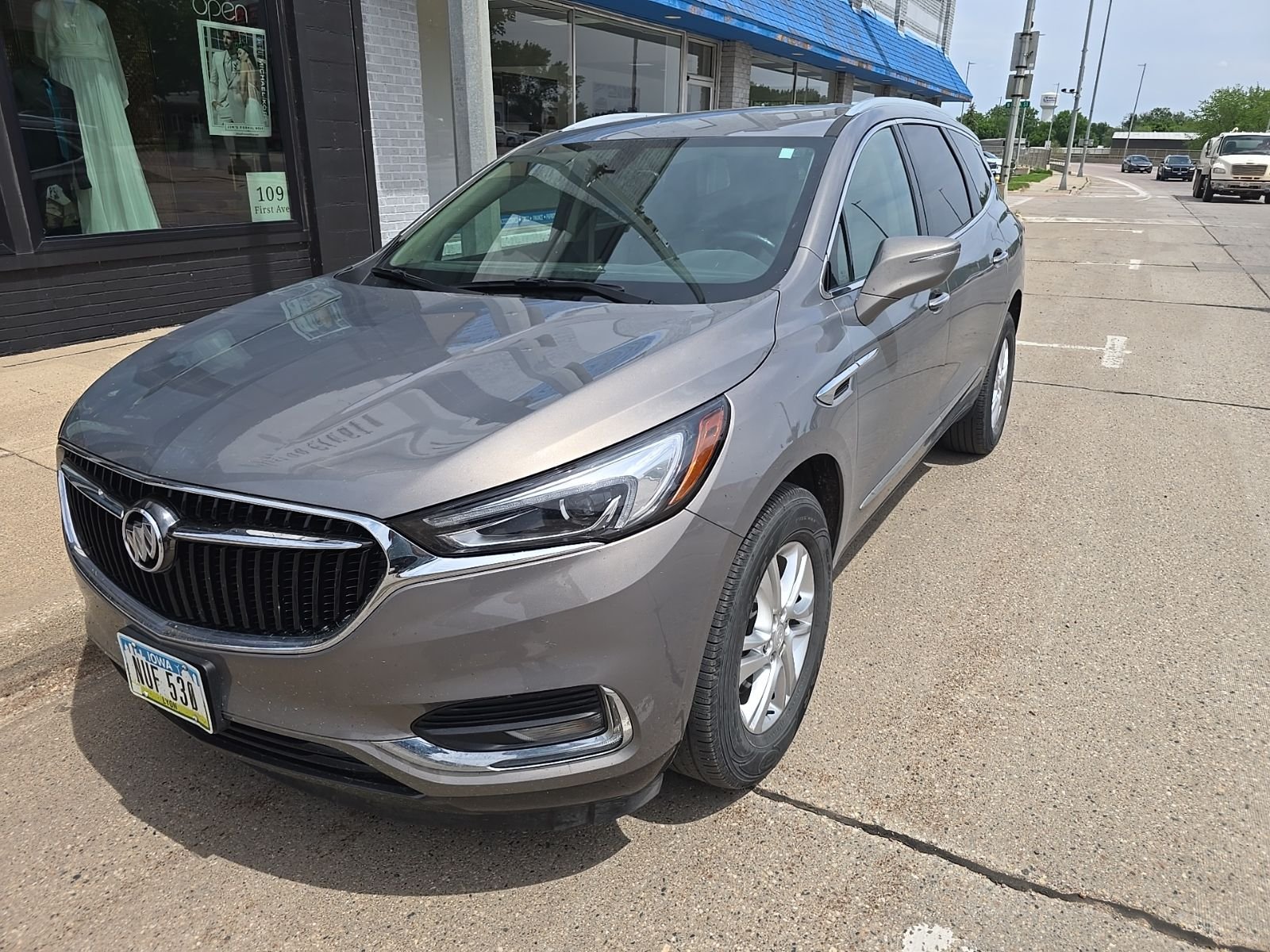 2018 Buick Enclave Essence AWD's photo