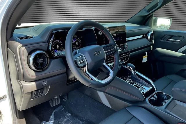 2026 Chevrolet Colorado Z71 - Photo 7