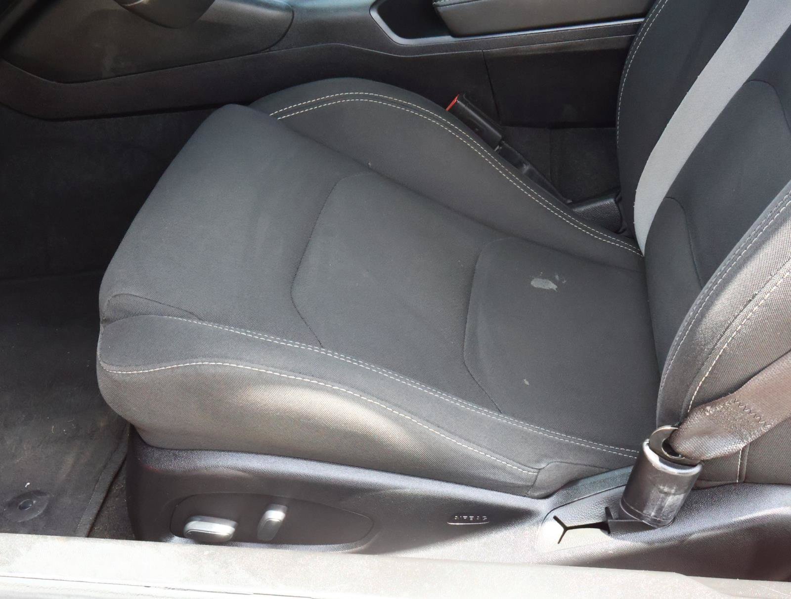 Used 2020 Red Hot Chevrolet 1LT image 8