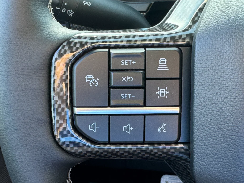New 2026 Oxford White Ford Lariat® image 29