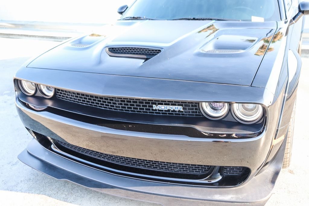 Used 2023 Pitch Black Clearcoat Dodge R/T Scat Pack Widebody image 6