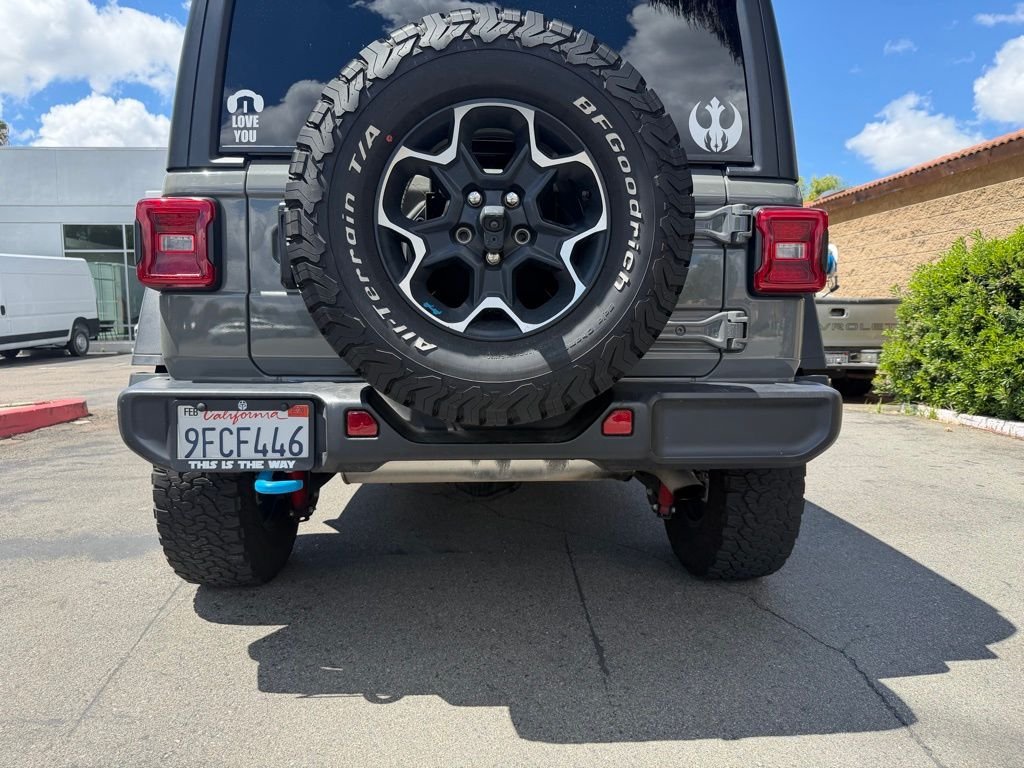 Used 2023 Gray Jeep Rubicon 4xe image 14