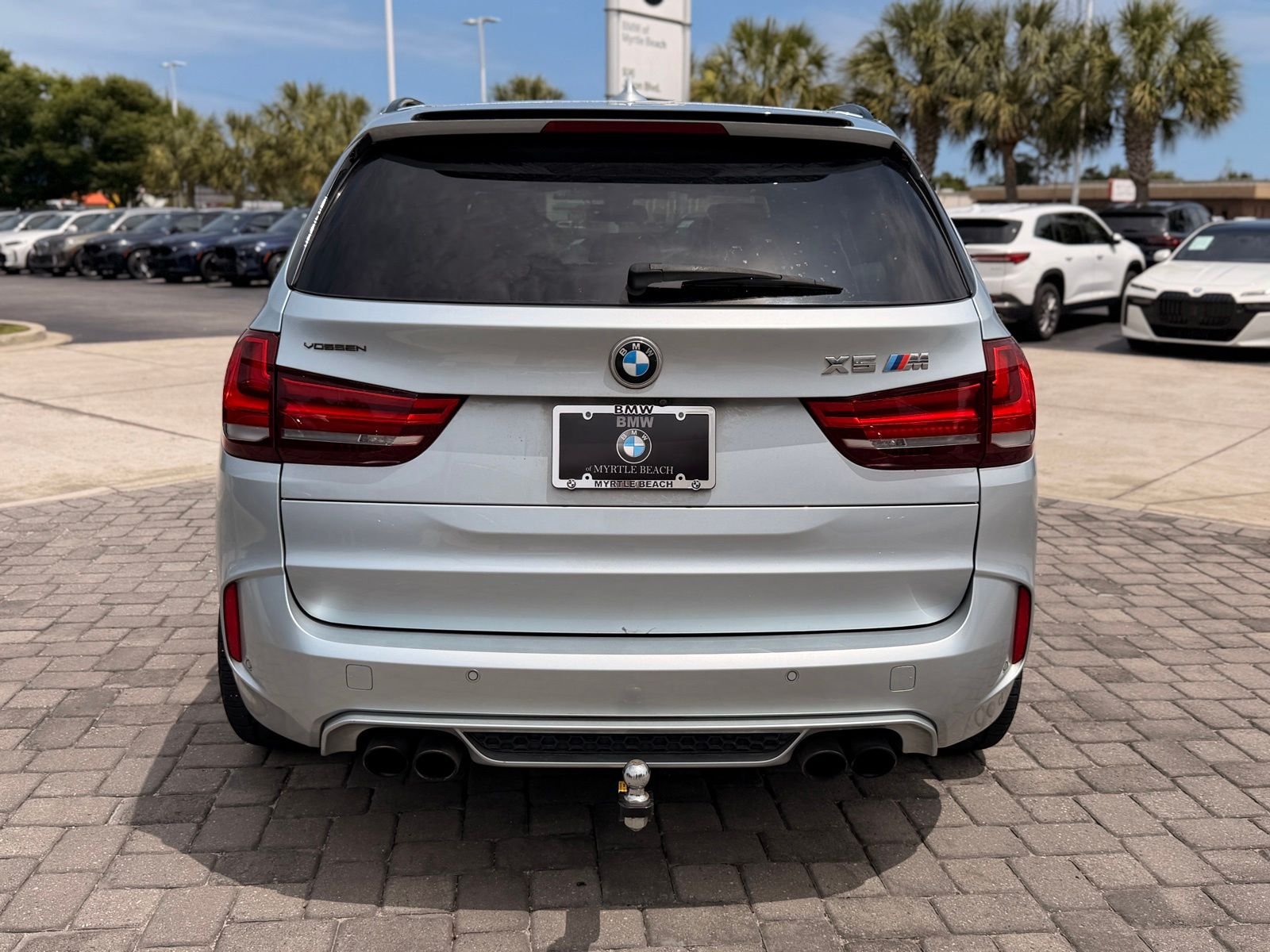 Used 2018 Silverstone Metallic BMW Base image 10