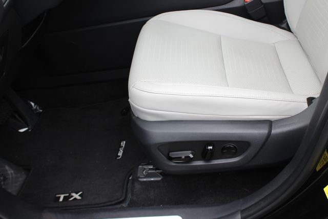 Used 2025 Black Lexus 350 Premium image 21