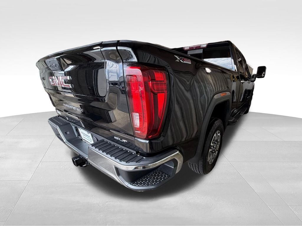Used 2021 Black GMC SLT image 4