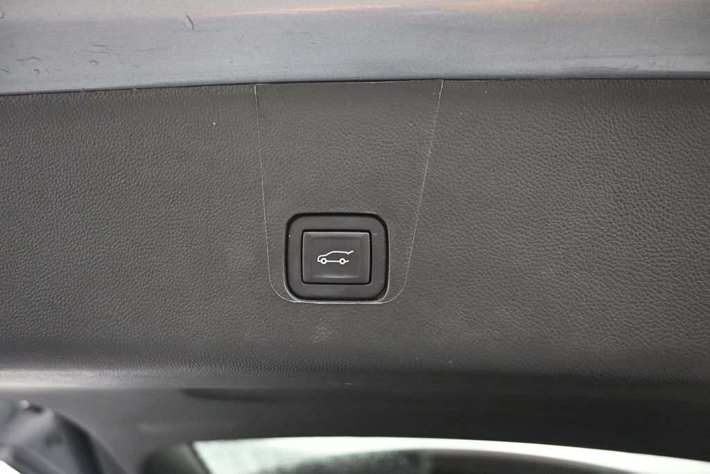 Used 2023 Gray Chevrolet LT image 14
