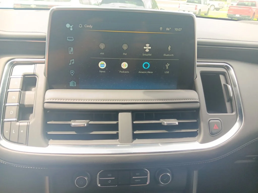 Used 2024 Gray Chevrolet Z71 image 15