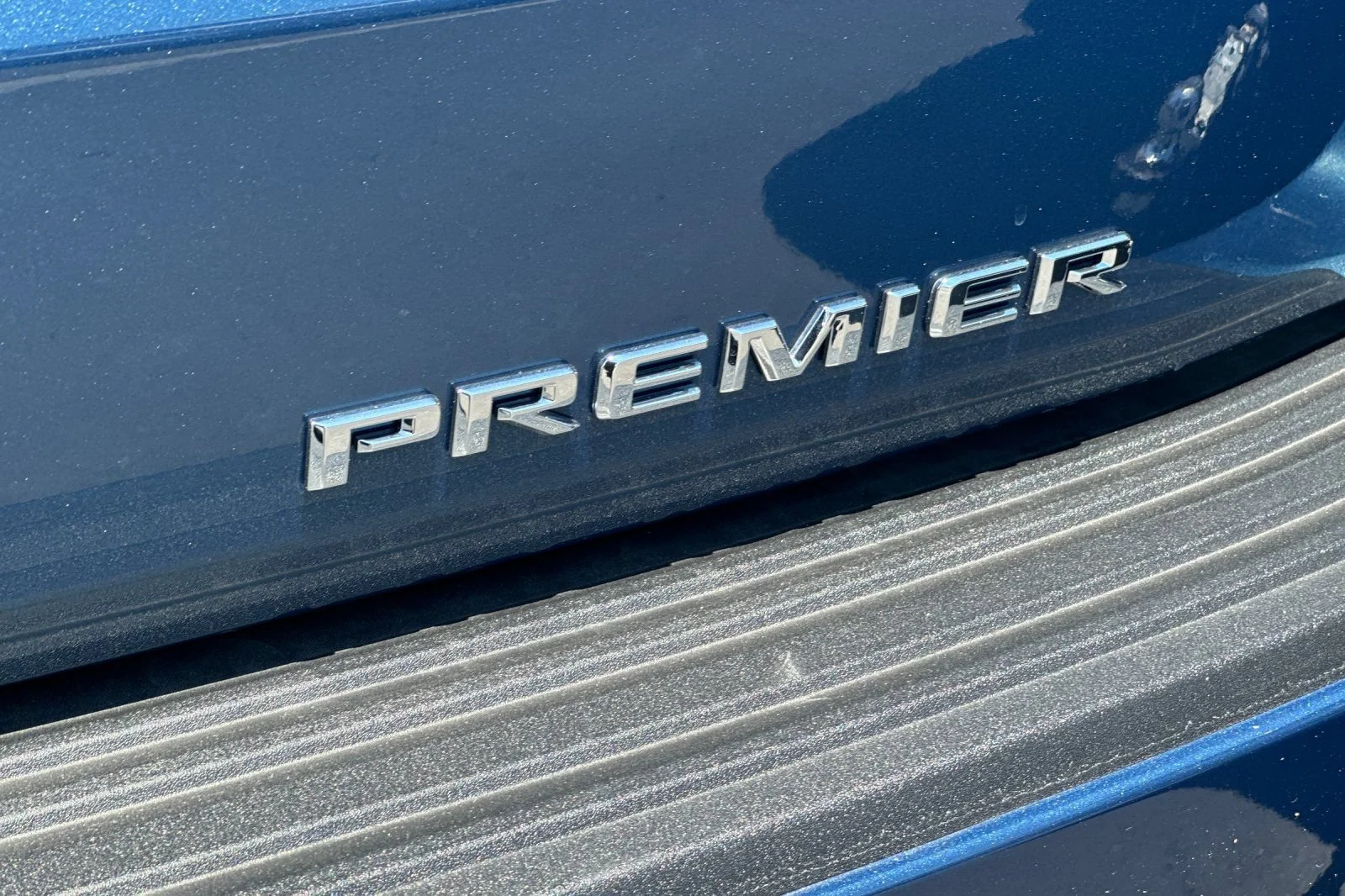 New 2025 Lakeshore Blue Metallic Chevrolet Premier image 29
