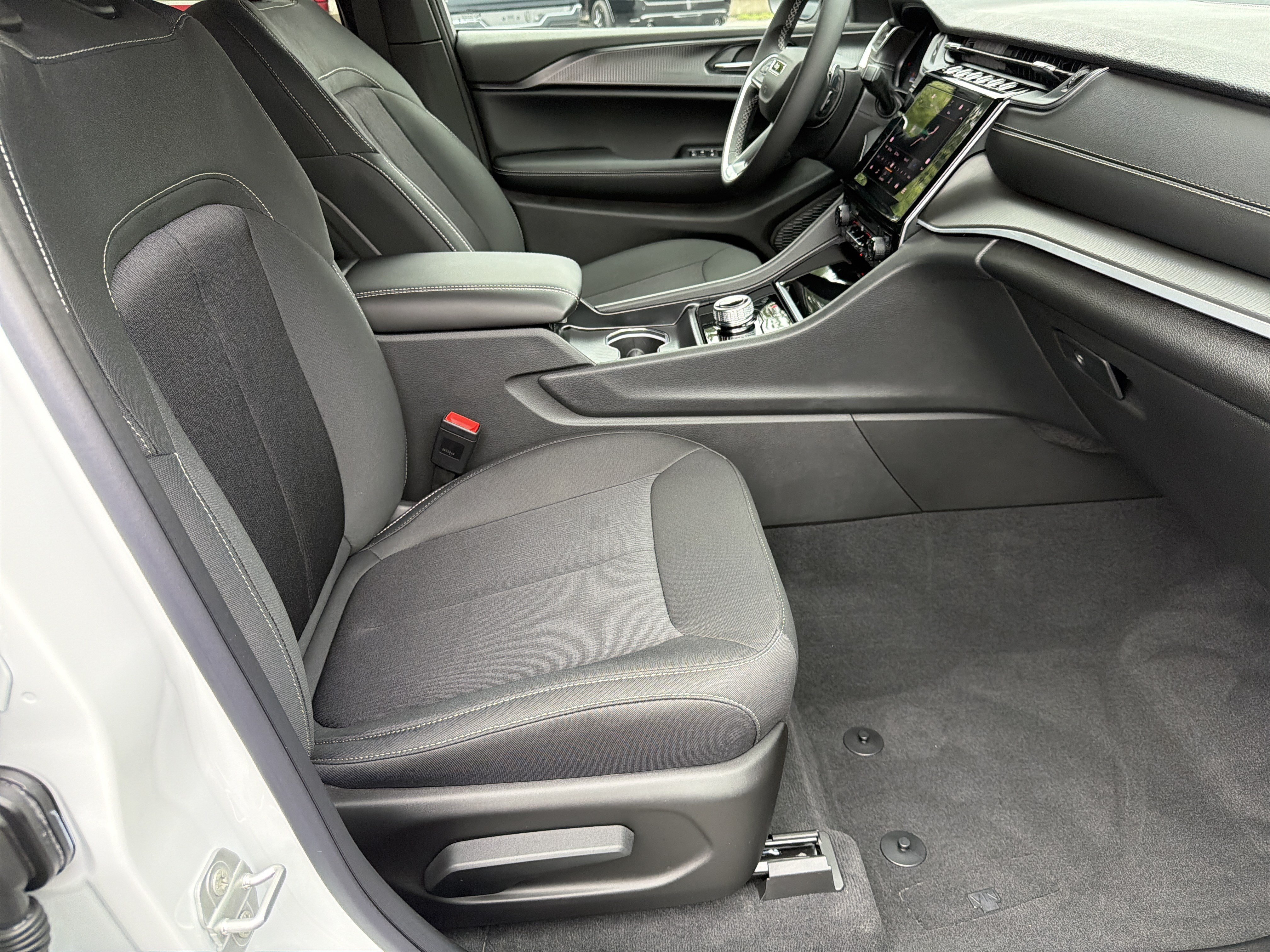 New 2026 Bright White Clearcoat Jeep Laredo image 16