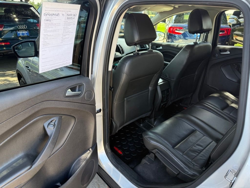 Used 2015 Ingot Silver Ford SE image 13