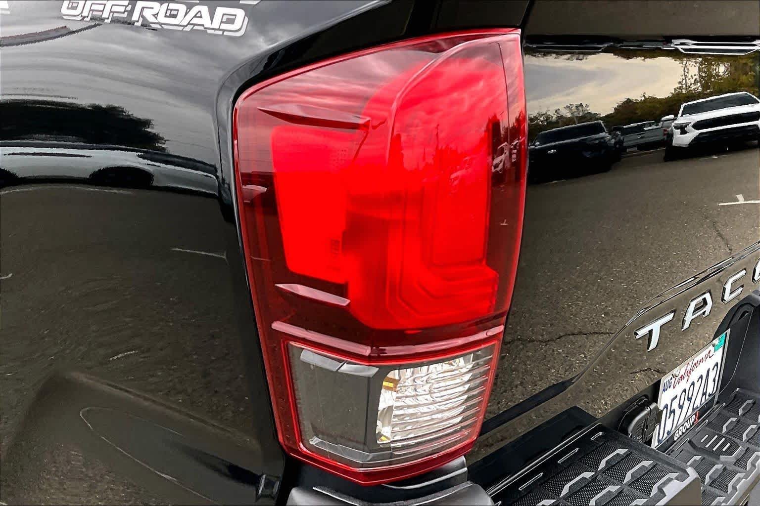 Used 2019 Midnight Black Metallic Toyota TRD Off Road image 28