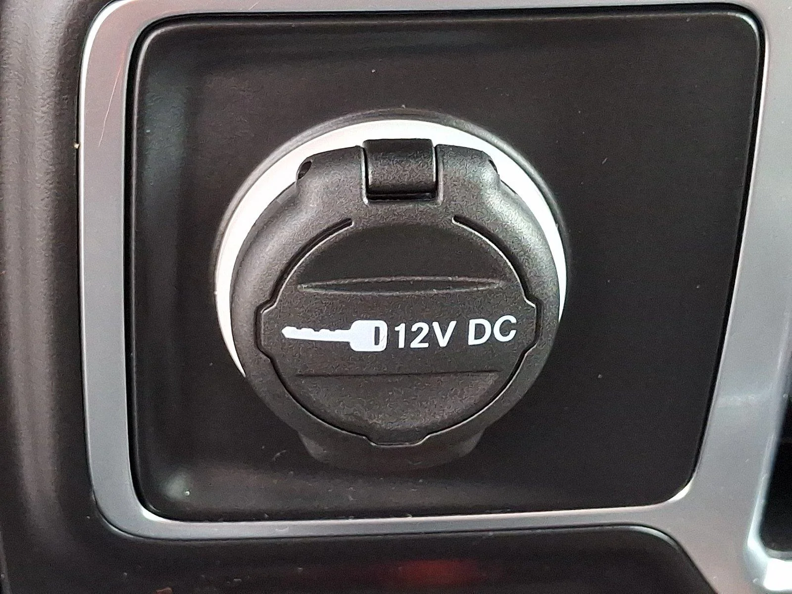 Used 2021 Bright White Clearcoat Jeep Unlimited Rubicon image 24