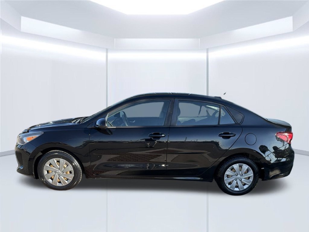 Used 2019 Black Kia S image 3