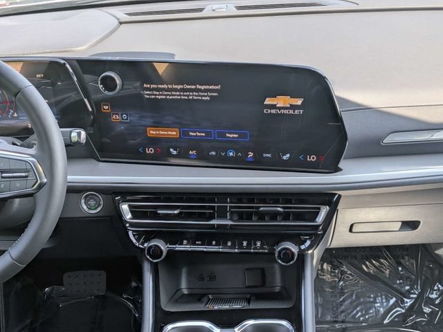 New 2027 Sterling Gray Metallic Chevrolet LT image 19