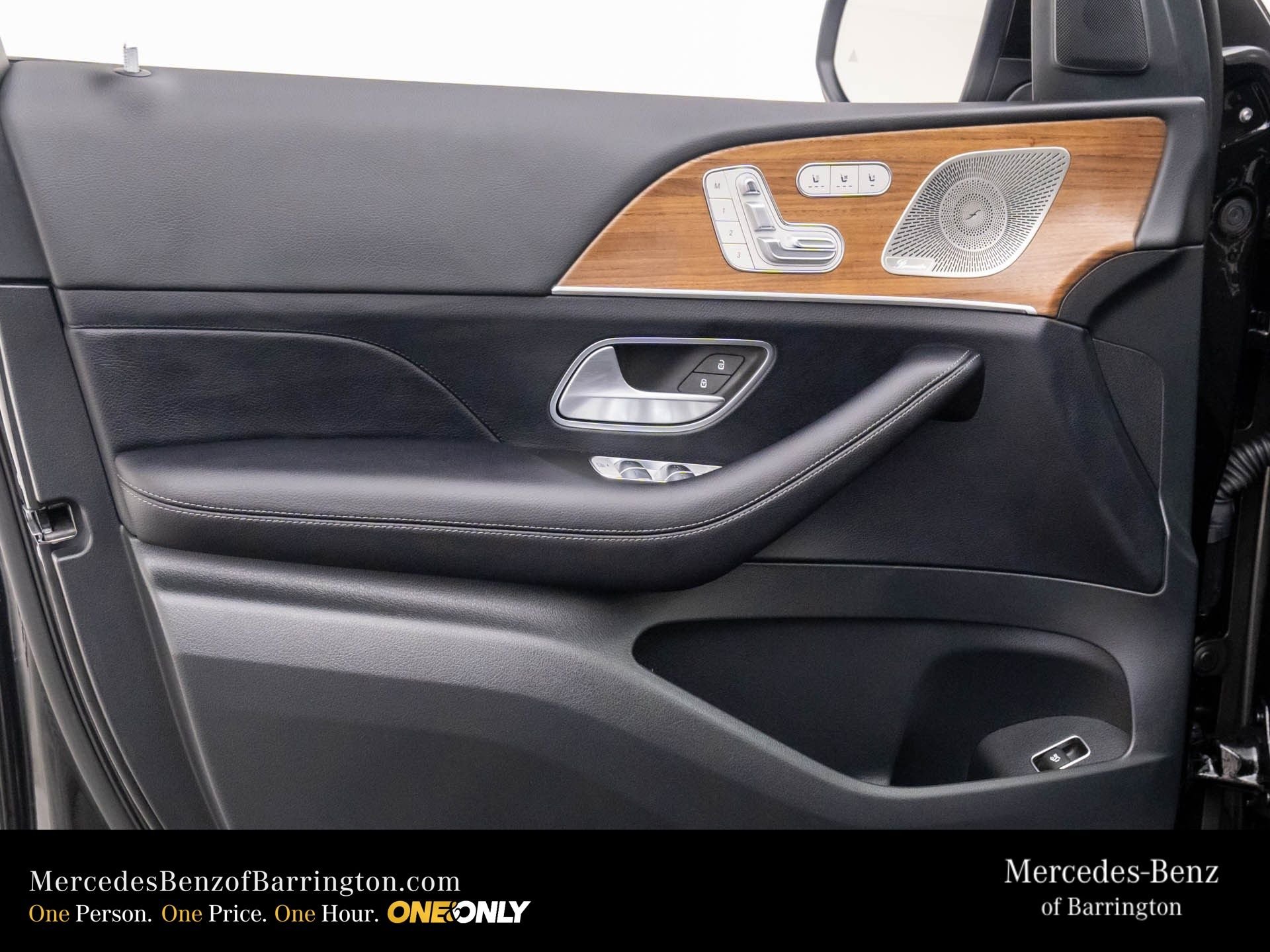 New 2026 Obsidian Black Metallic Mercedes-Benz GLE 350 image 15