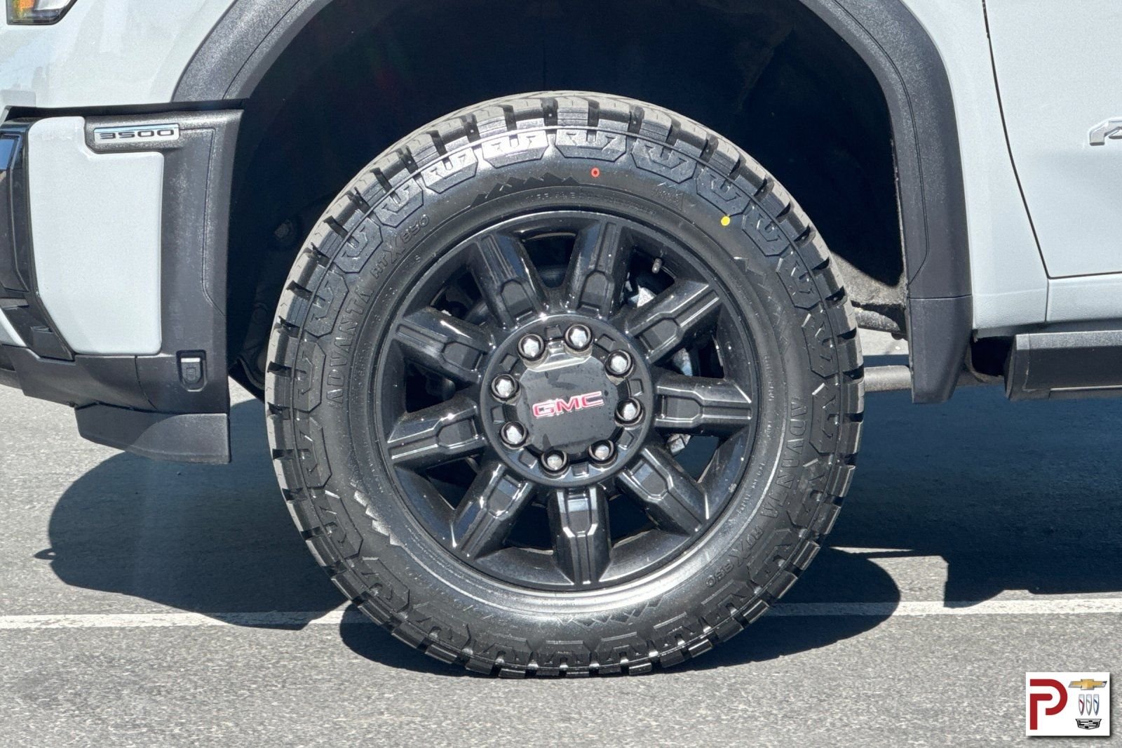 Used 2025 Gray GMC AT4 image 32